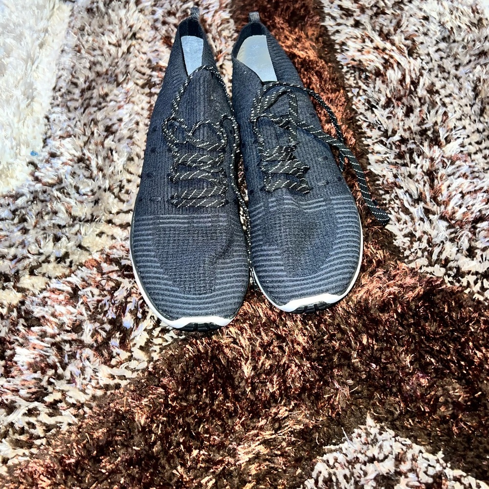 Stylish Black Knit Sneakers